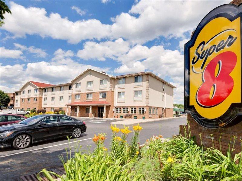 Super 8 By Wyndham Akron S/Green/Uniontown Oh Exterior photo